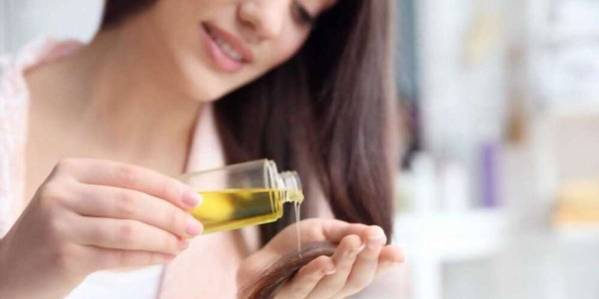 How to Apply Hair Oil For Better Hair Growth
